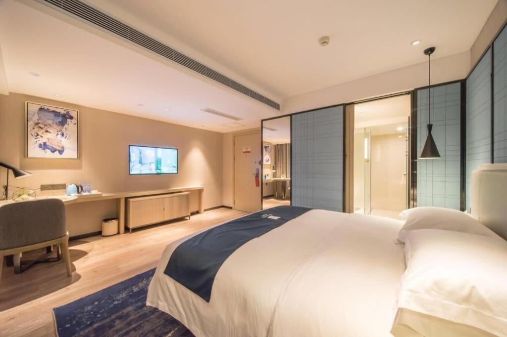 Echarm Hotel Yangjiang Baili Plaza Zewnętrze zdjęcie