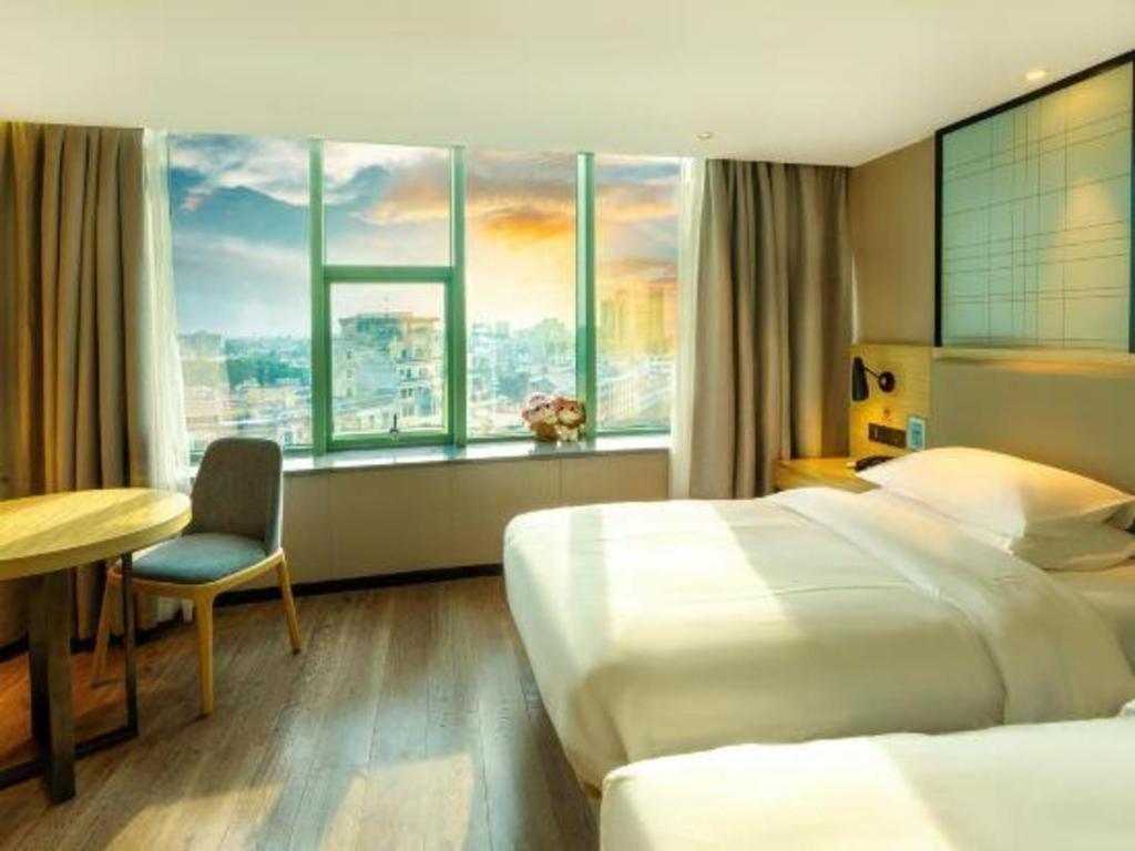 Echarm Hotel Yangjiang Baili Plaza Zewnętrze zdjęcie