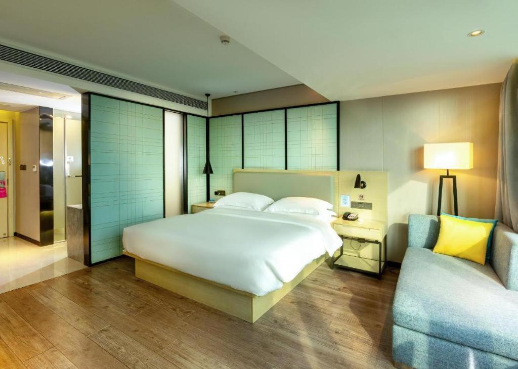 Echarm Hotel Yangjiang Baili Plaza Zewnętrze zdjęcie
