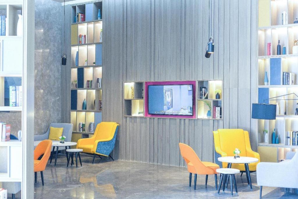Echarm Hotel Yangjiang Baili Plaza Zewnętrze zdjęcie